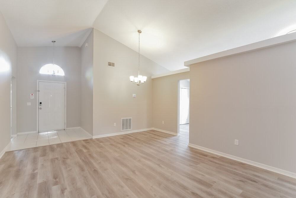 2056 Cobblefield Cir - Photo 5 of 19