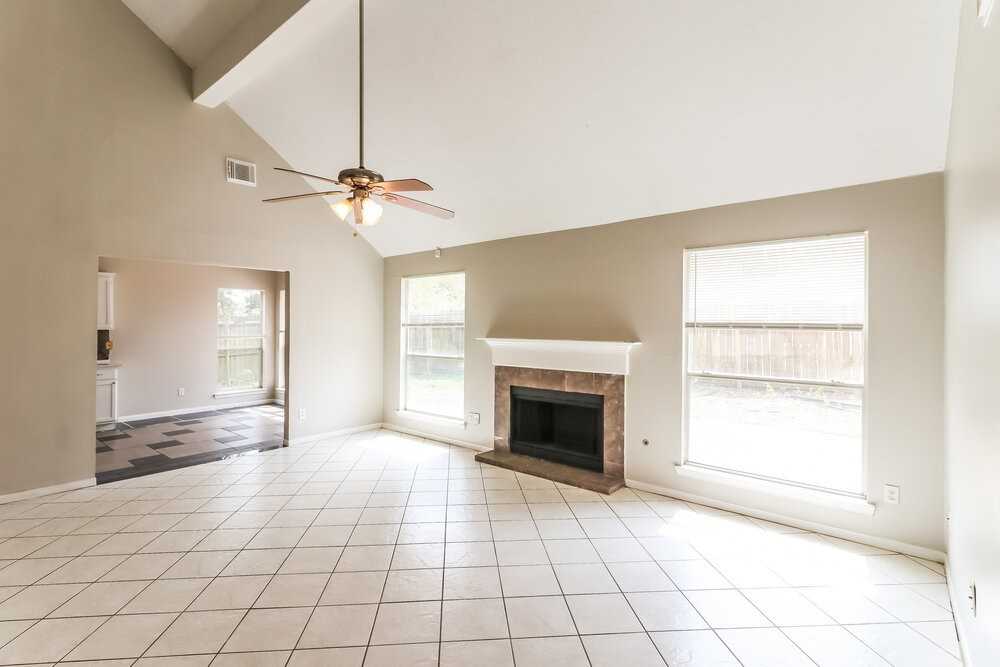 6207 Hampton Oak Ct - Photo 6 of 17