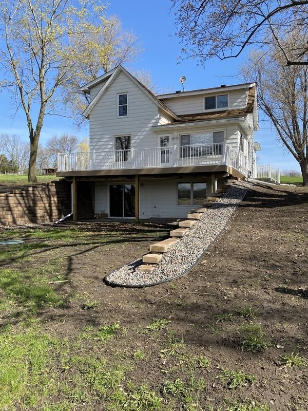 5454 Pagenkopf Rd - Photo 2 of 39