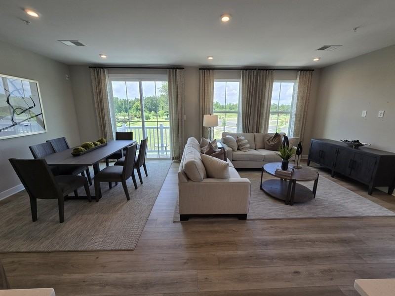 12002 Calgary Loop - Photo 4 of 29