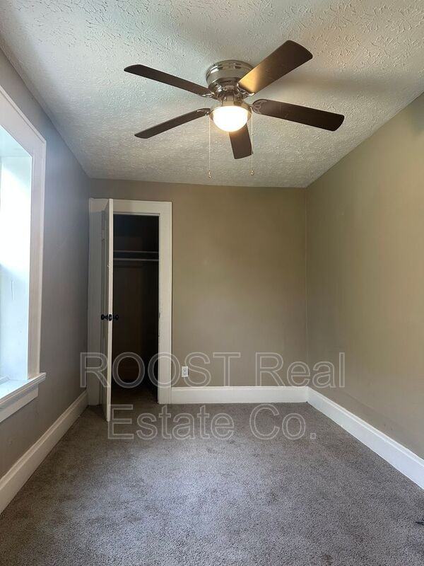 361 1/2 S Harris Ave #361-1-2 - Photo 2 of 9