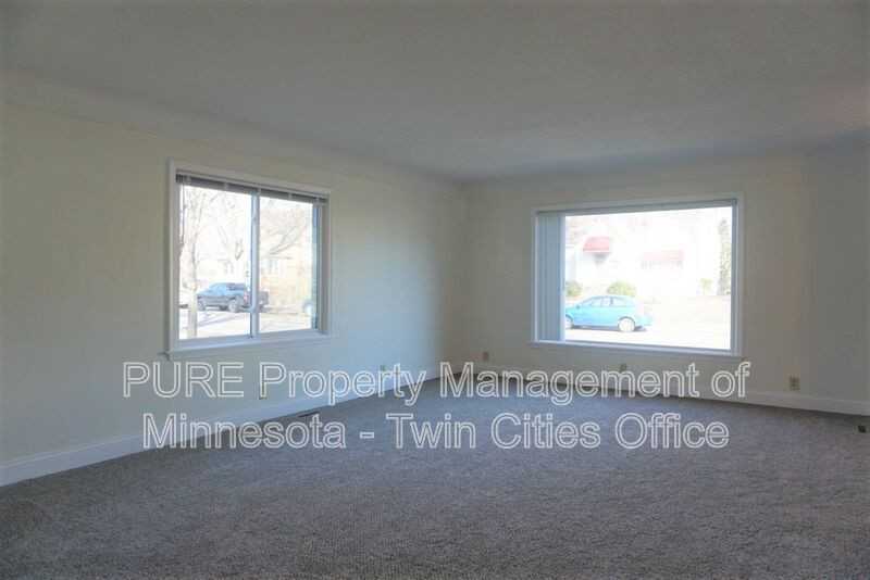 416 3rd Ave S - Photo 4 of 21