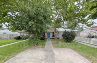 2630 Gifford Ave Unit B - Photo 1 of 1
