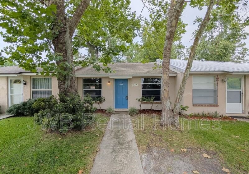 2630 Gifford Ave Unit B - Photo 2 of 14