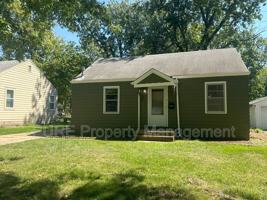 featured image of 2004 Sw Medford Ave