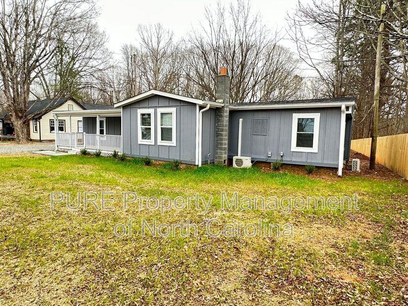 3345 E Ridge Rd - Photo 3 of 41