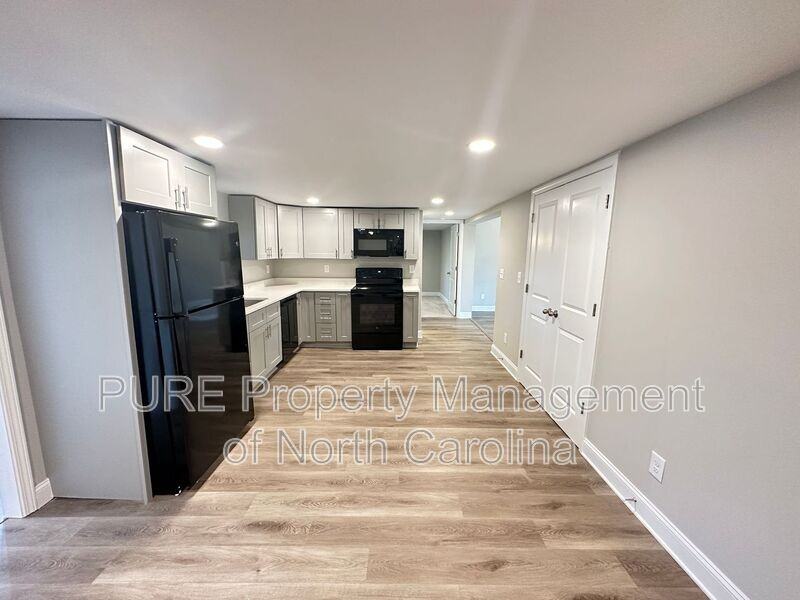 3345 E Ridge Rd - Photo 5 of 41