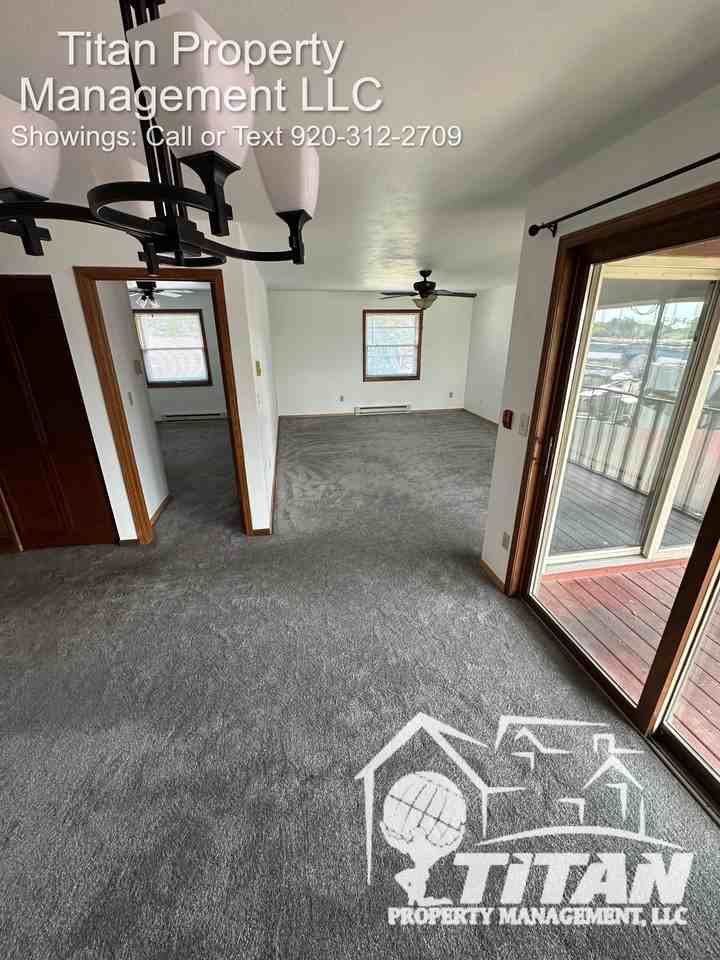 1525 Arboretum Drive - Photo 6 of 22