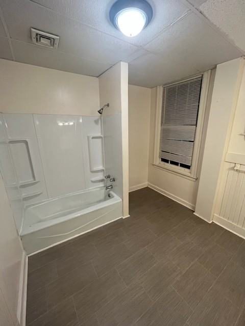 132 West Market Street - Photo 5 of 46