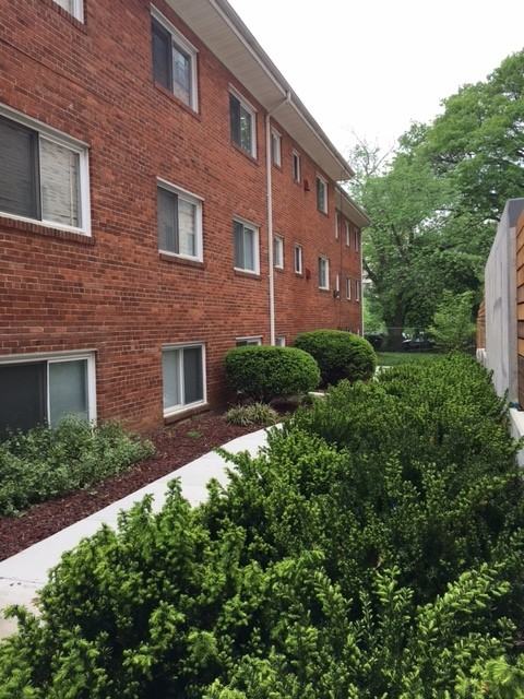 Ballston Gardens - Photo 4 of 50