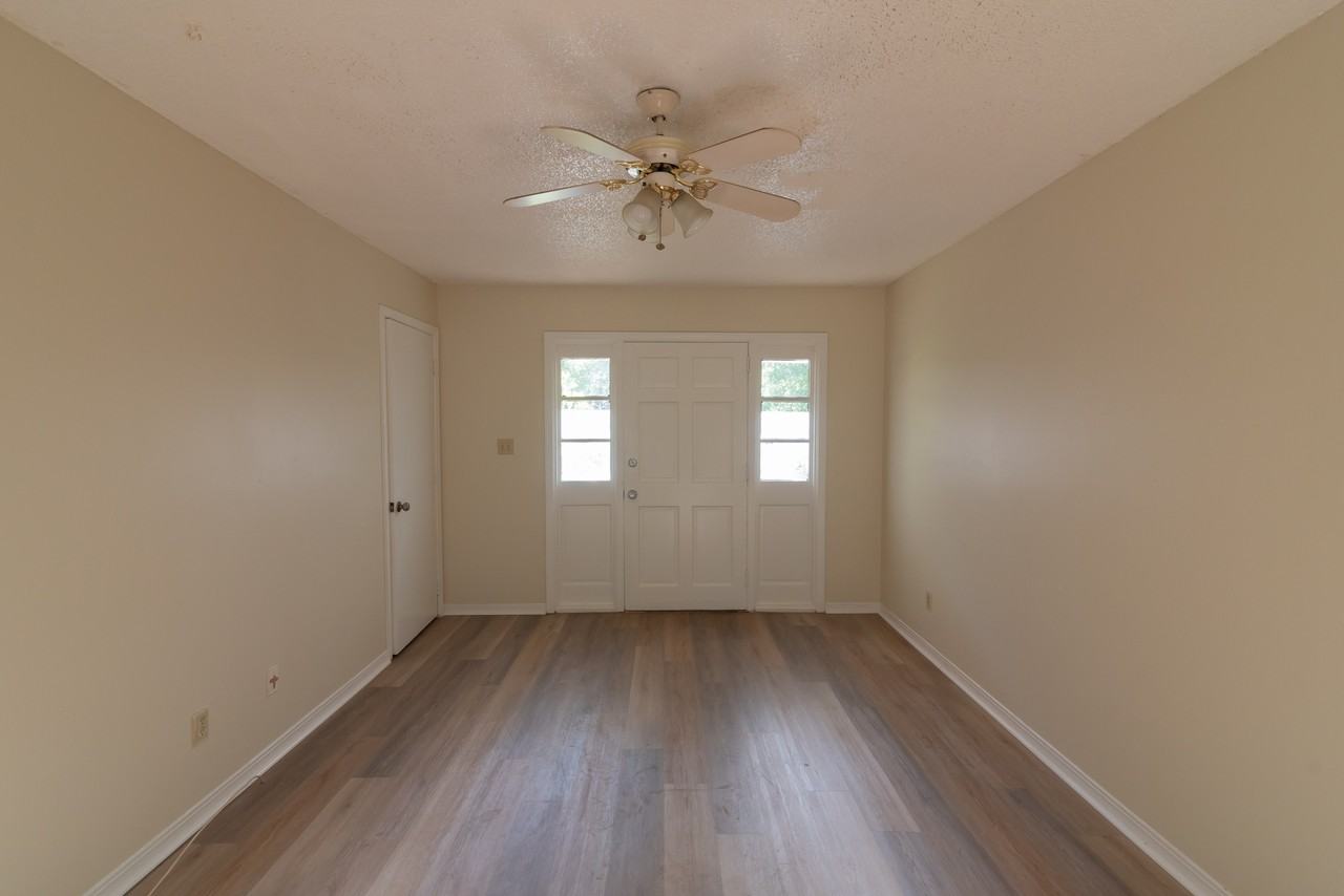 3216 Jim Lee Road - Photo 4 of 13