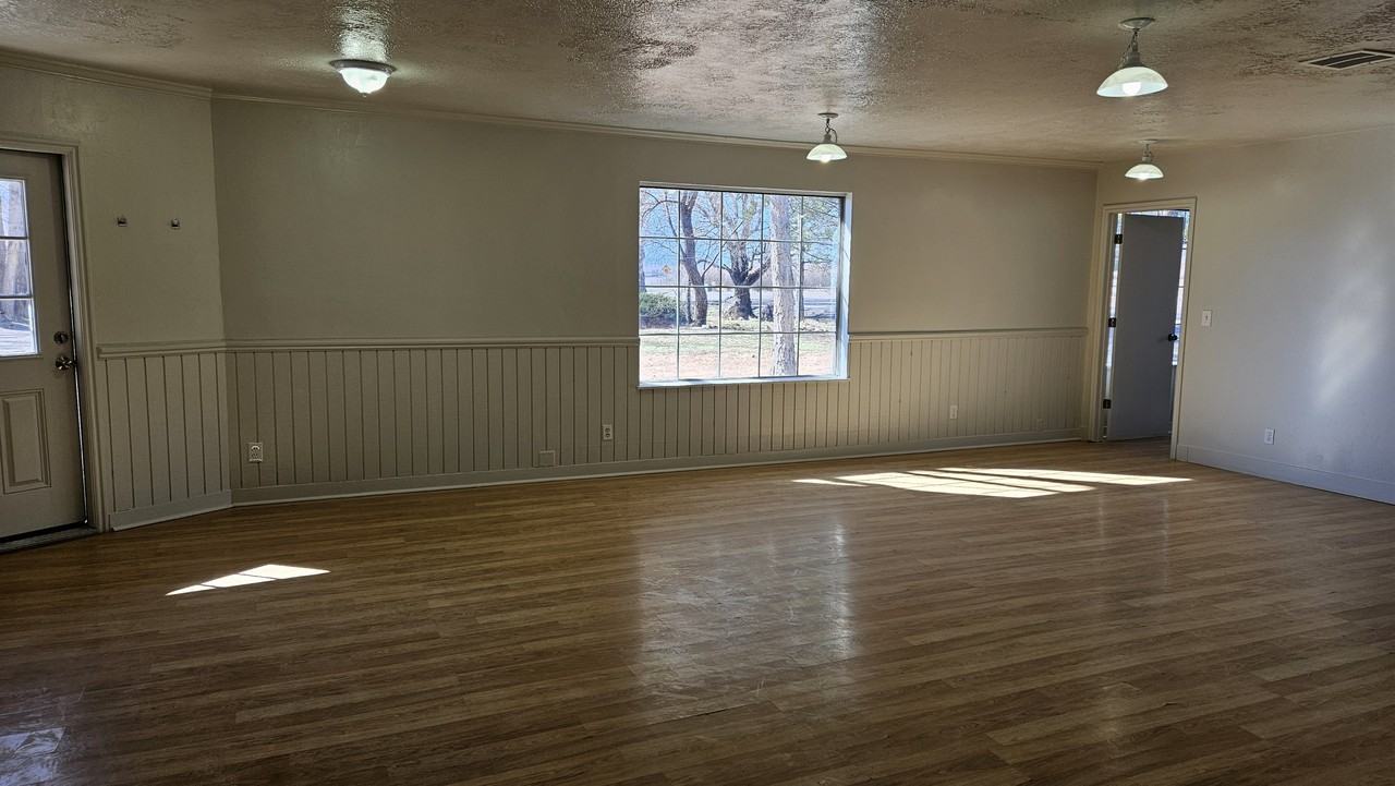 1180 Cove View Road - Photo 6 of 9