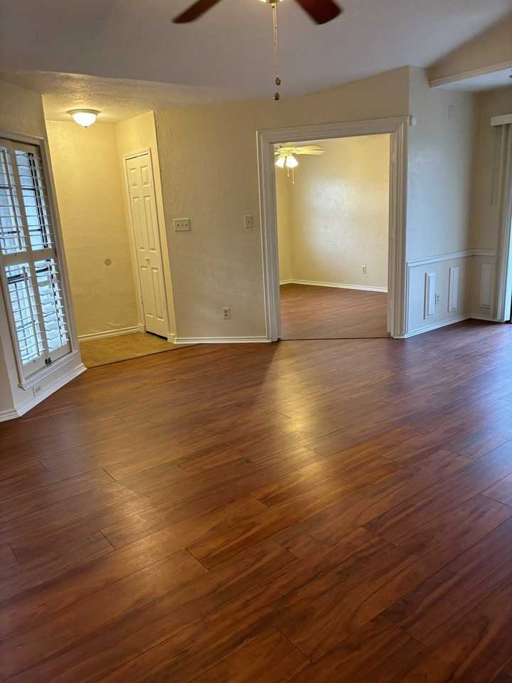 2406 Sunflower Drive - Photo 7 of 10