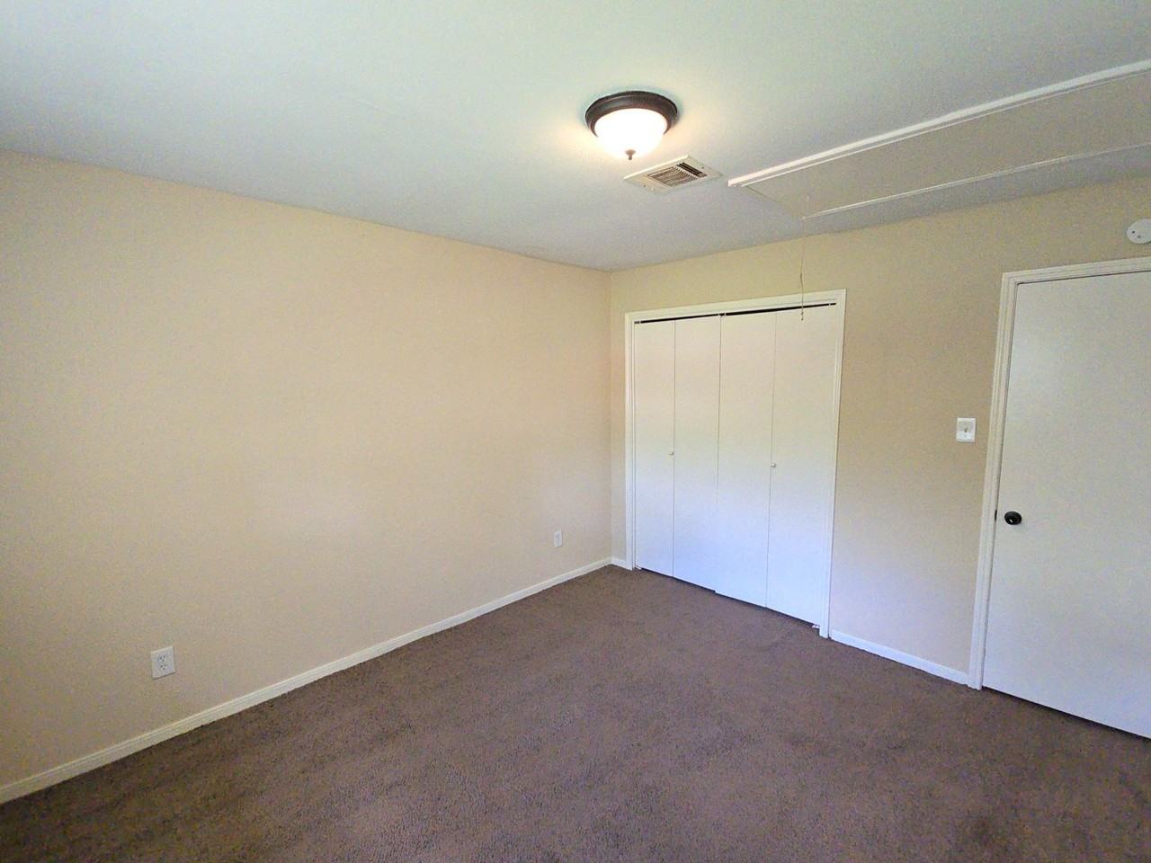 4718 Reynaldo Dr - Photo 7 of 30