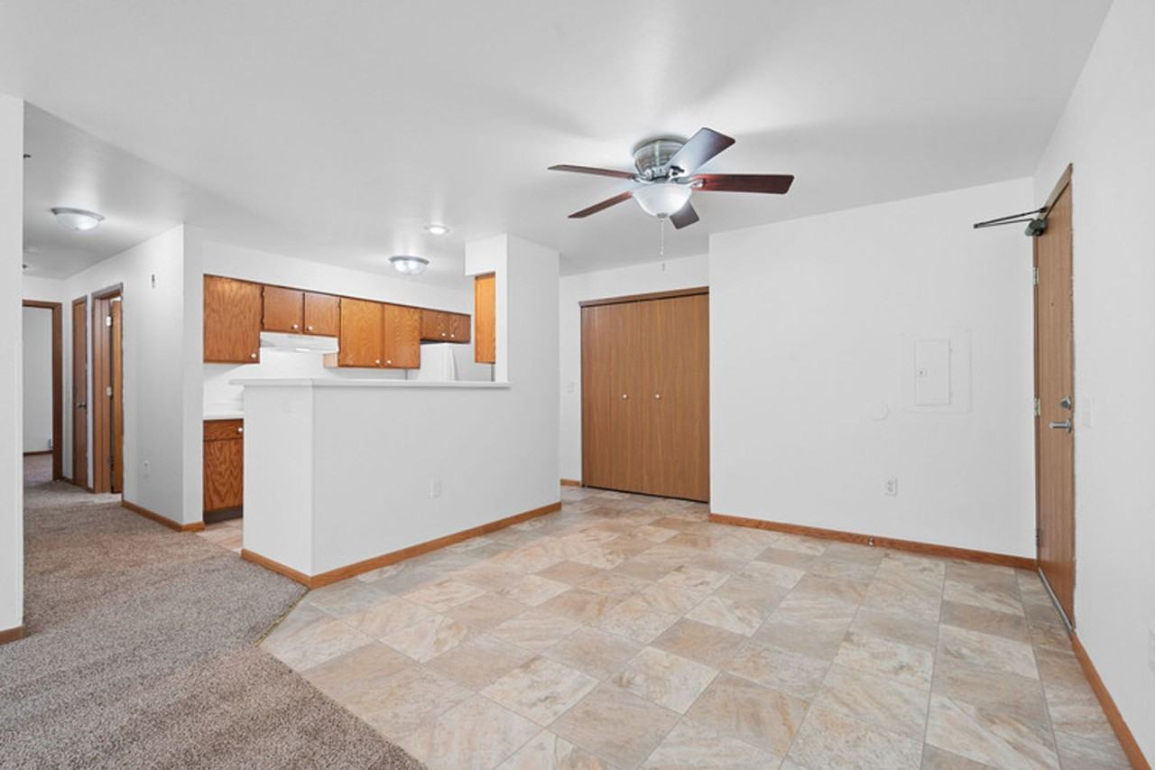 2021 Barton Avenue - Photo 7 of 36