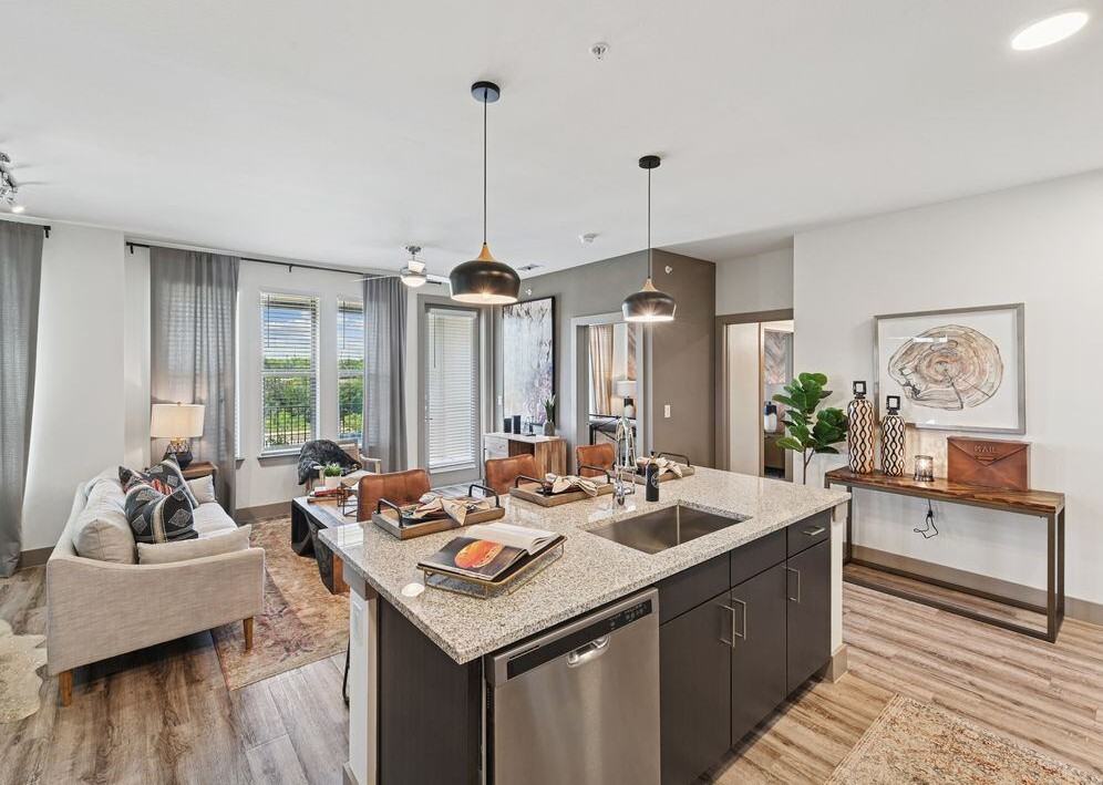 Avalon Benbrook - Photo 3 of 37