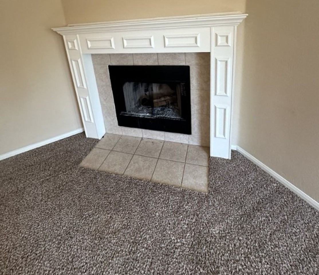 3806 Bull Run Dr - Photo 3 of 16