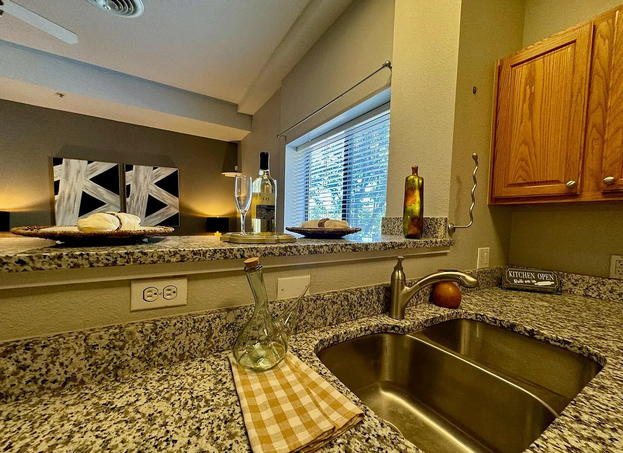 70 West 6th Avenue #101 - Photo 5 of 17