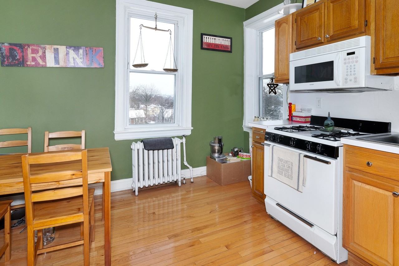 101 MT. VERNON LLC - Photo 2 of 6