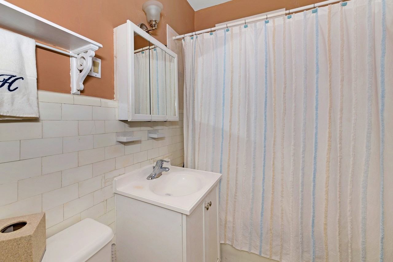 101 MT. VERNON LLC - Photo 4 of 6