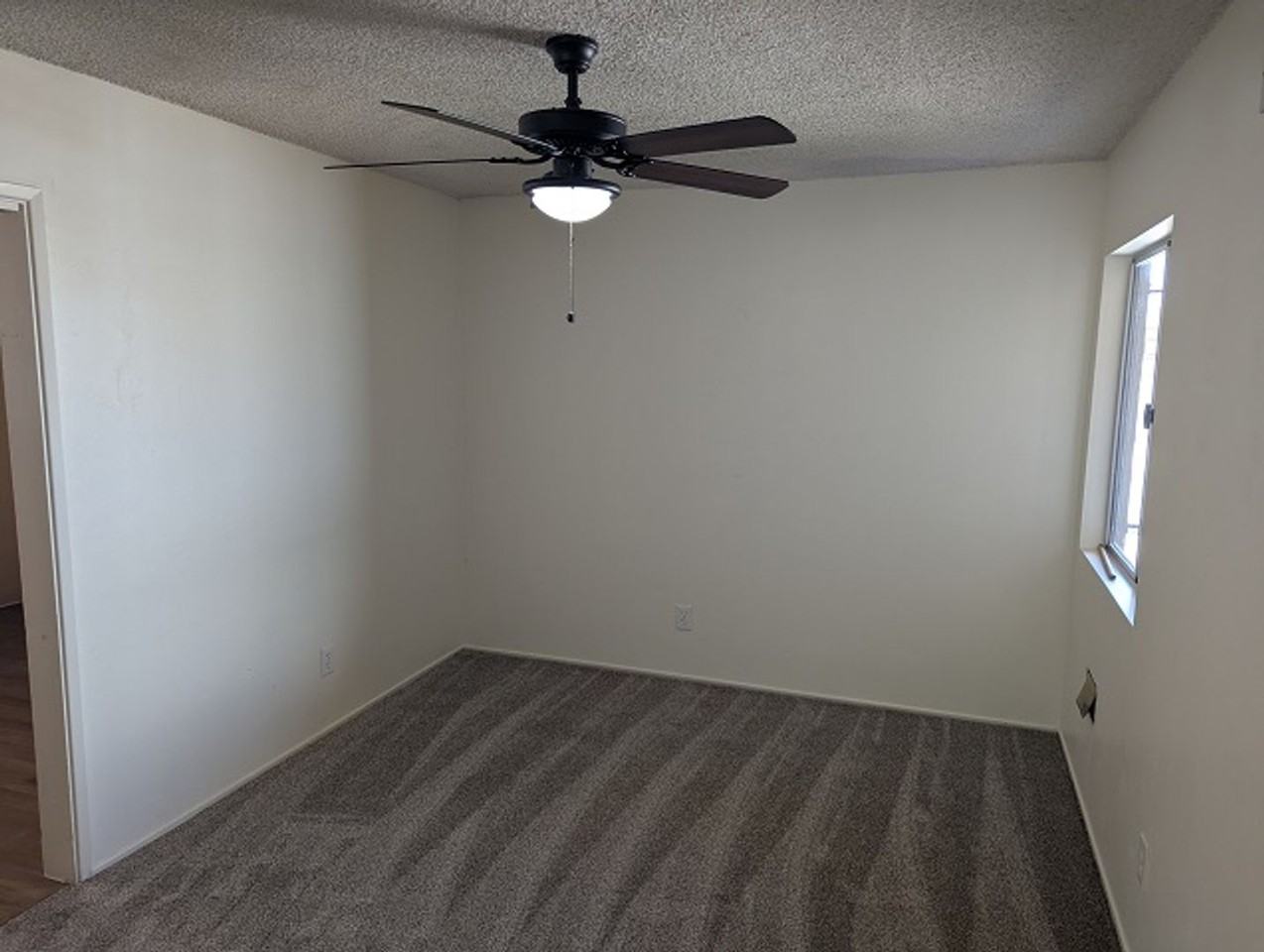 5964 Hughes St - Photo 5 of 26