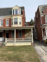 935 S Queen St - Photo 1 of 1