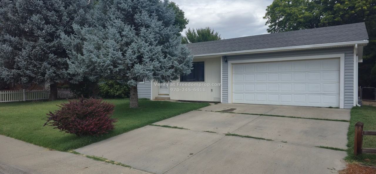 175 Applewood Dr - Photo 2 of 16