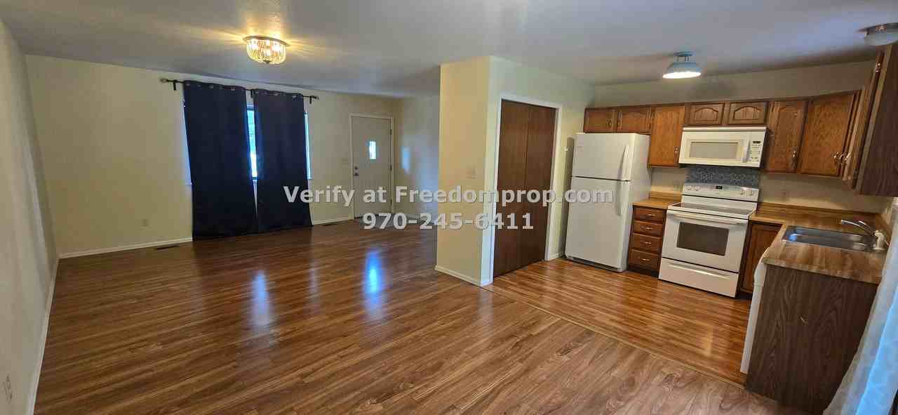 175 Applewood Dr - Photo 5 of 16