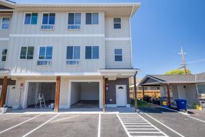 featured image of 1013 1013 & 1015 Fifth St