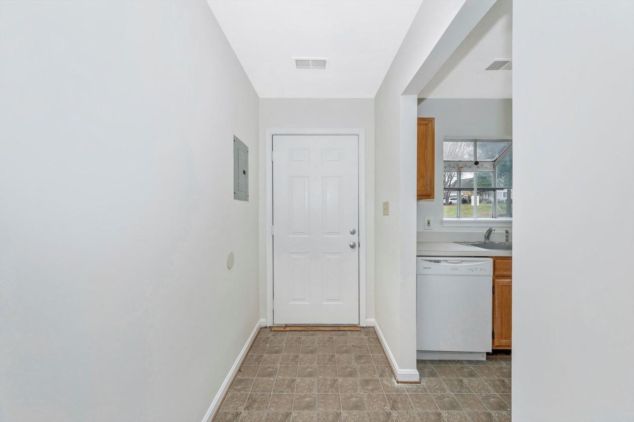 10247 Redtail Ct #201E - Photo 3 of 50