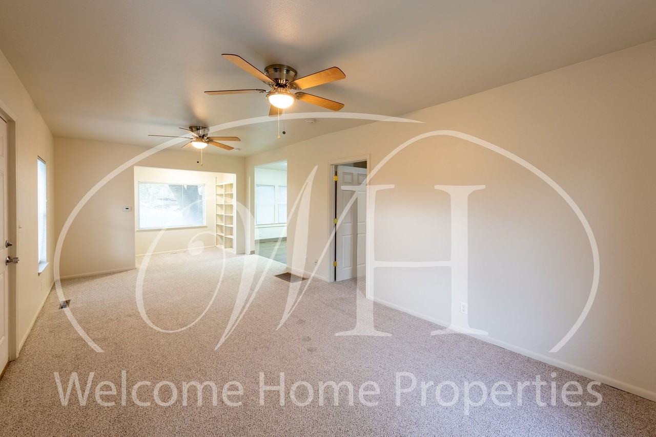 403 Southwest 2nd Street - Photo 7 of 18