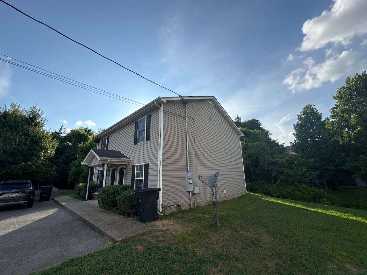 1947 Corsica Ct - Photo 3 of 21