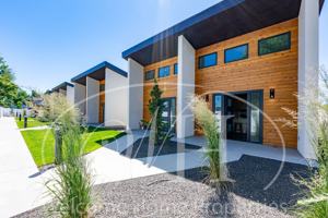 featured image of 159 Se Sparrows Pl