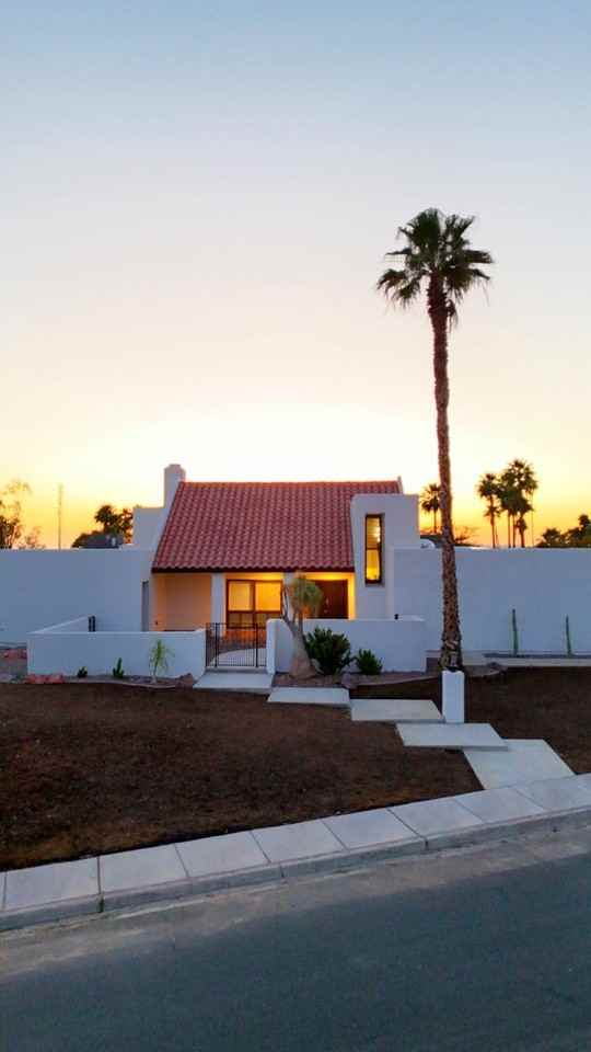 2008 S 14th Ave - Photo 2 of 37