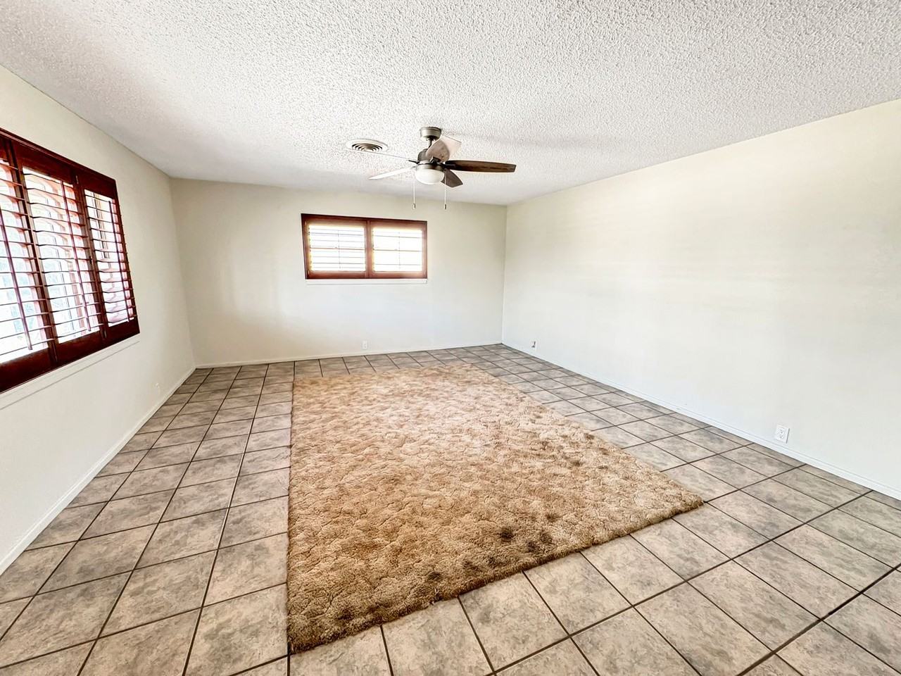 1026 E Highland Dr - Photo 2 of 14