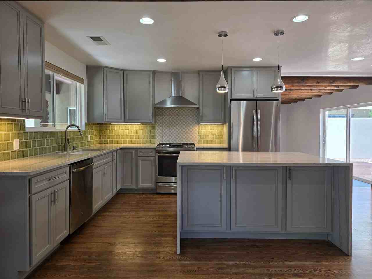 127 Sereno Dr - Photo 3 of 27