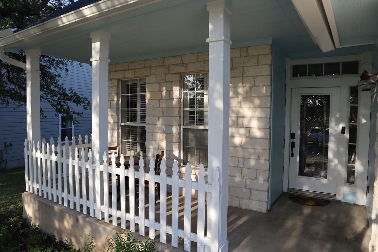 2043 Nevada St - Photo 2 of 39