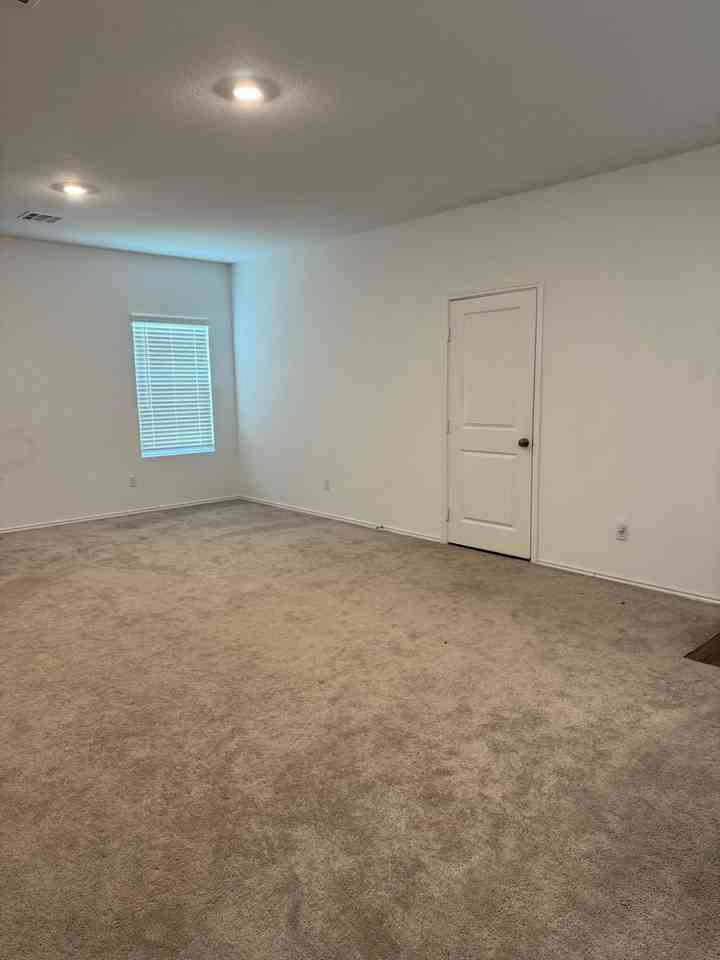 184 Agate Cliff Dr - Photo 5 of 29