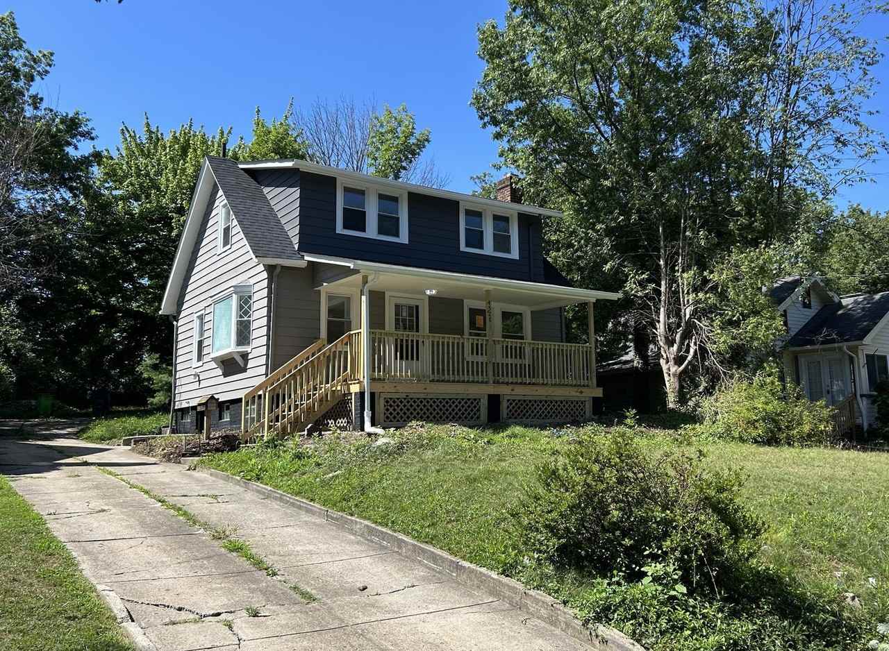 4528 Rainbow Rd - Photo 2 of 50