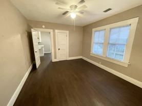 711 E Lafayette St - Photo 1 of 1
