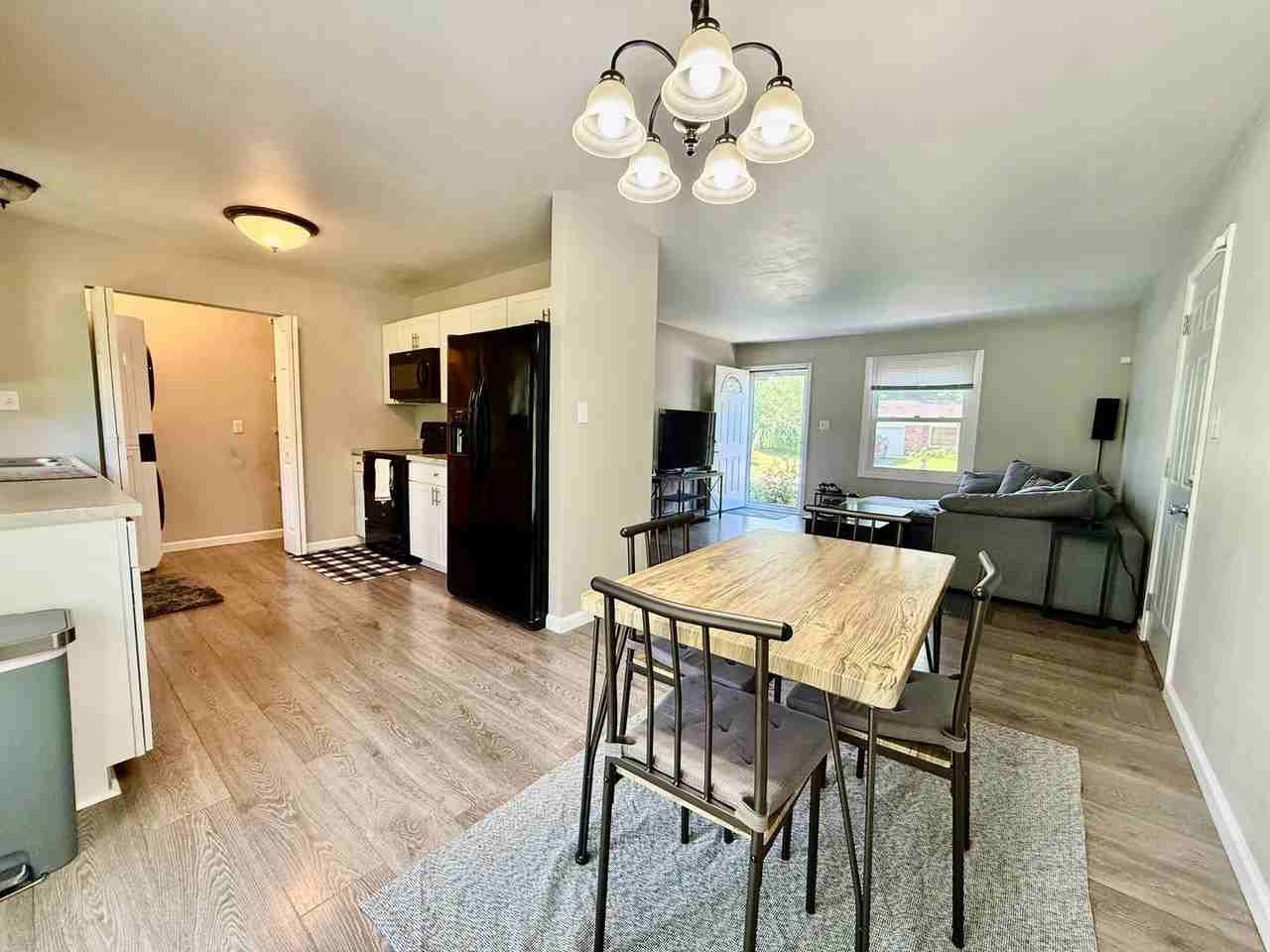 346 S Cedar Dr - Photo 3 of 21