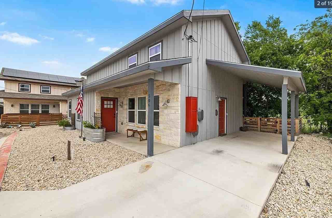 506 Burleson Blvd - Photo 2 of 19