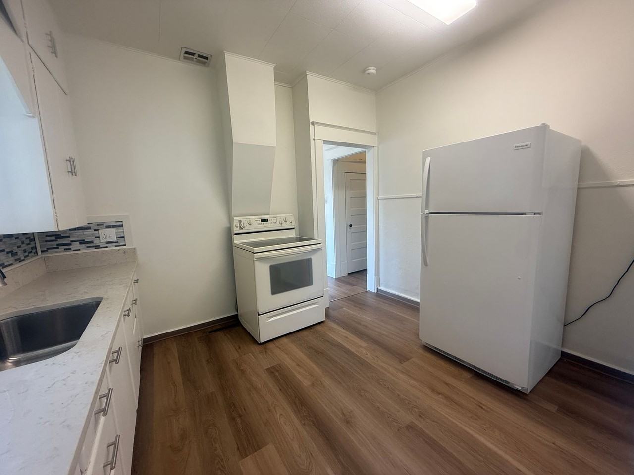 17807 W Main St - Photo 3 of 25