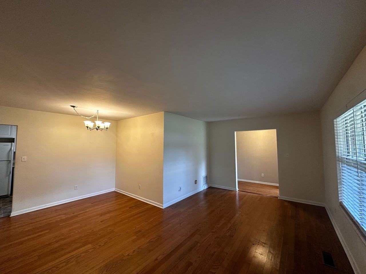 1917 Rhonda Dr - Photo 2 of 19