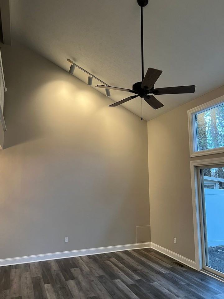 2784 Sand Run Pkwy - Photo 3 of 6