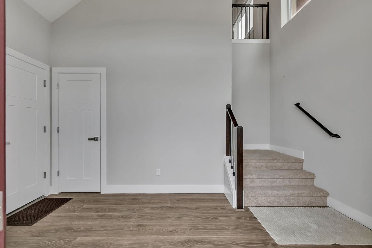 6711 122nd Pl Se - Photo 3 of 33