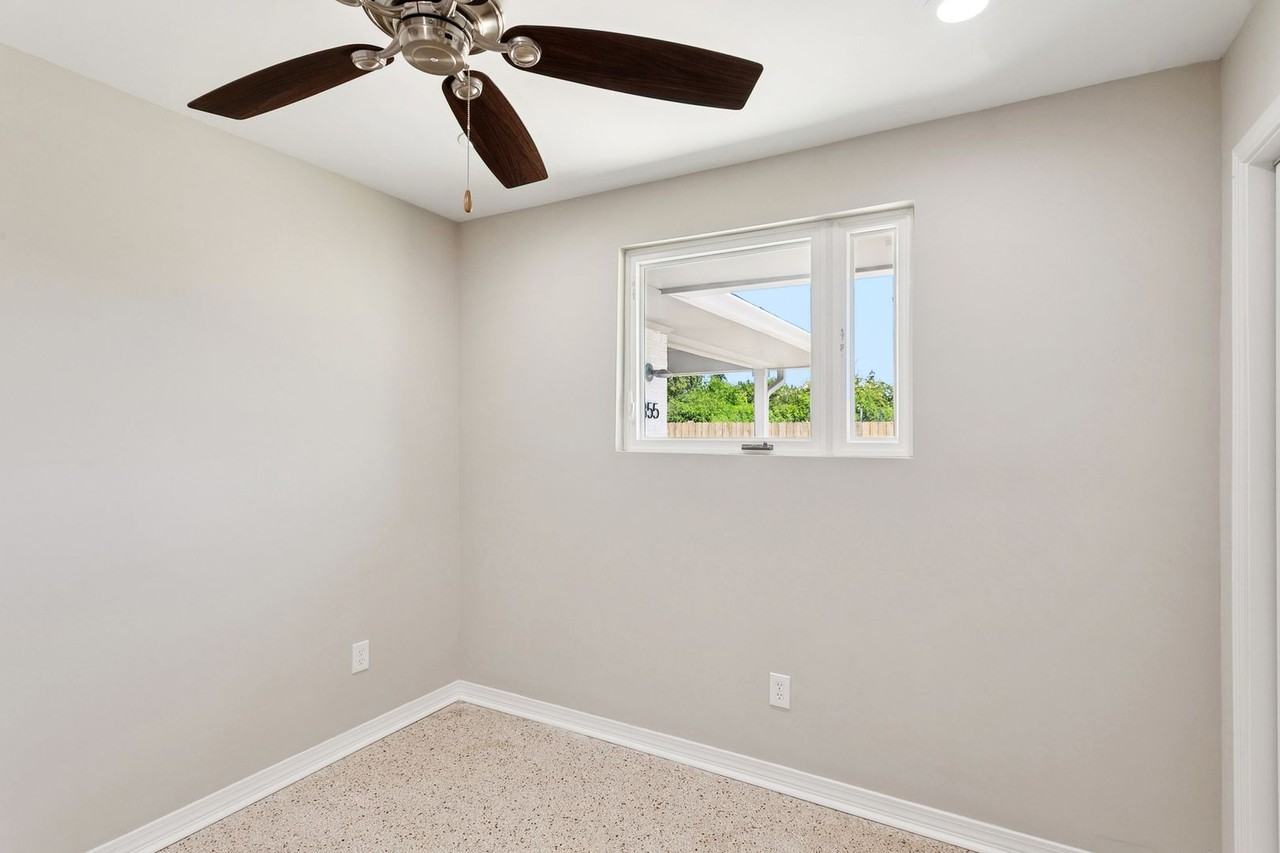 315 Centanni Rd - Photo 7 of 15
