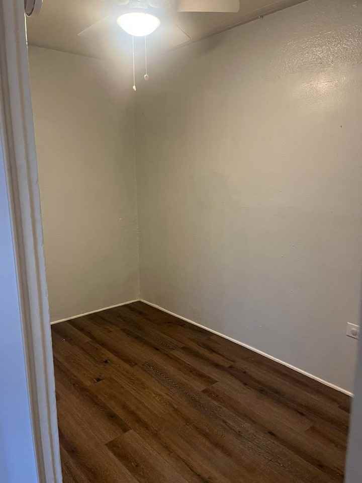1127A S Ridgewood Ave #A - Photo 2 of 11