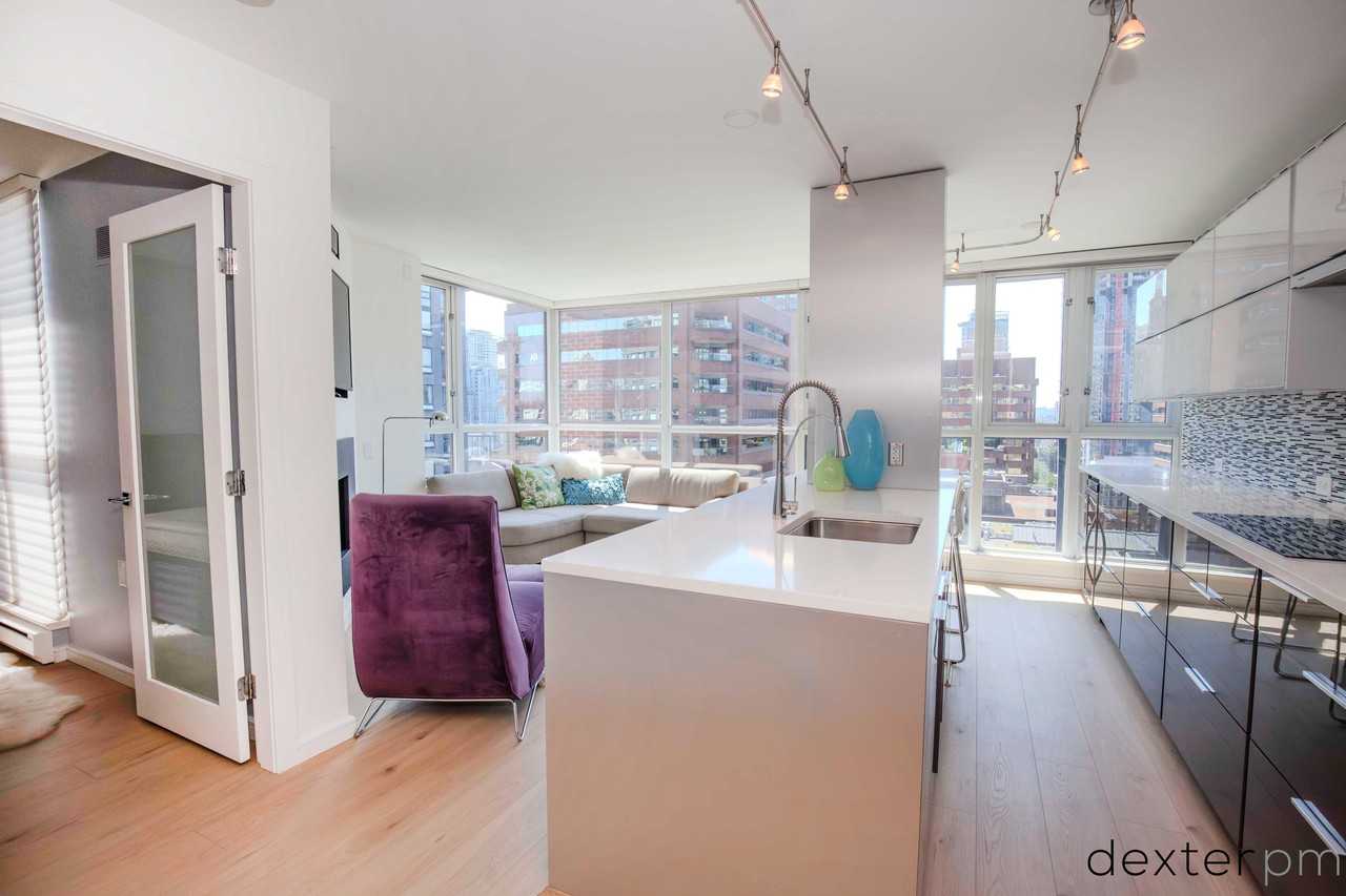 1068 Hornby Street #1608 - Photo 6 of 16