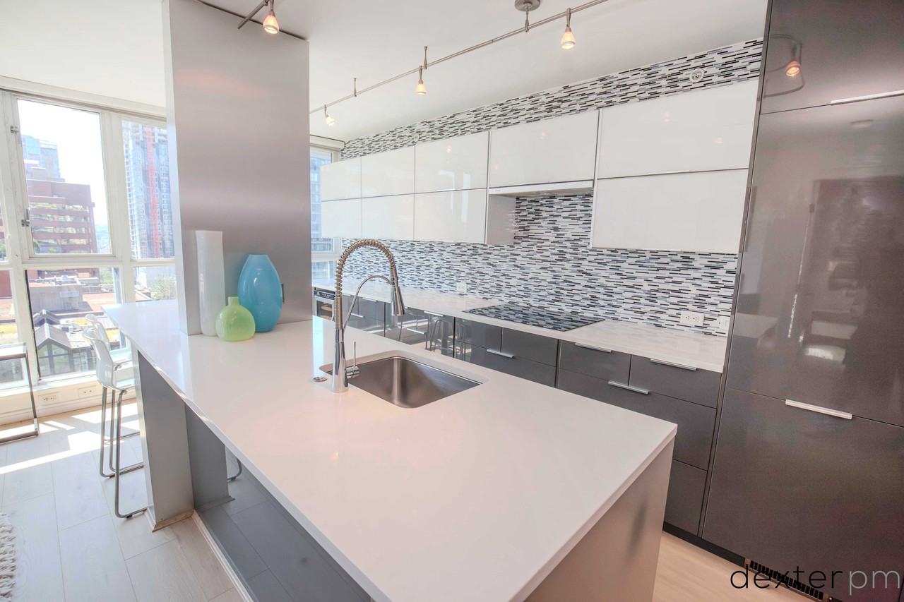 1068 Hornby Street #1608 - Photo 7 of 16